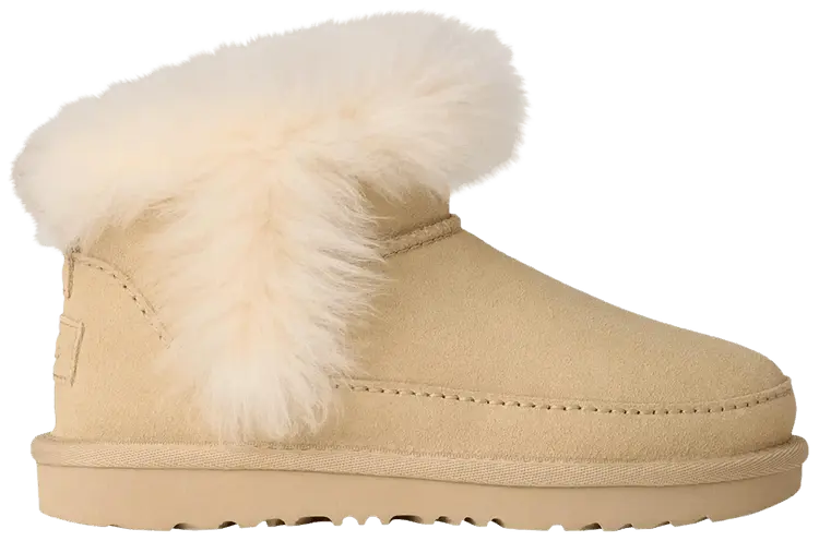Детские ботинки UGG Classic Ultra Mini Chalet Boot, коричневый
Детские ботинки UGG Classic Ultra Mini Chalet Boot, коричневый