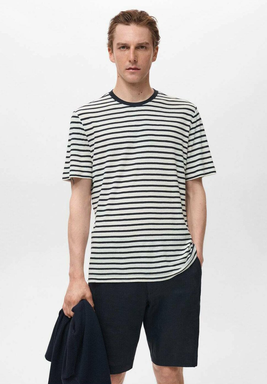 Футболка Mango Print T-shirt, Black, Черный, Футболка Mango Print T-shirt, Black
Футболка Mango Print T-shirt, Black, Черный, Футболка Mango Print T-shirt, Black