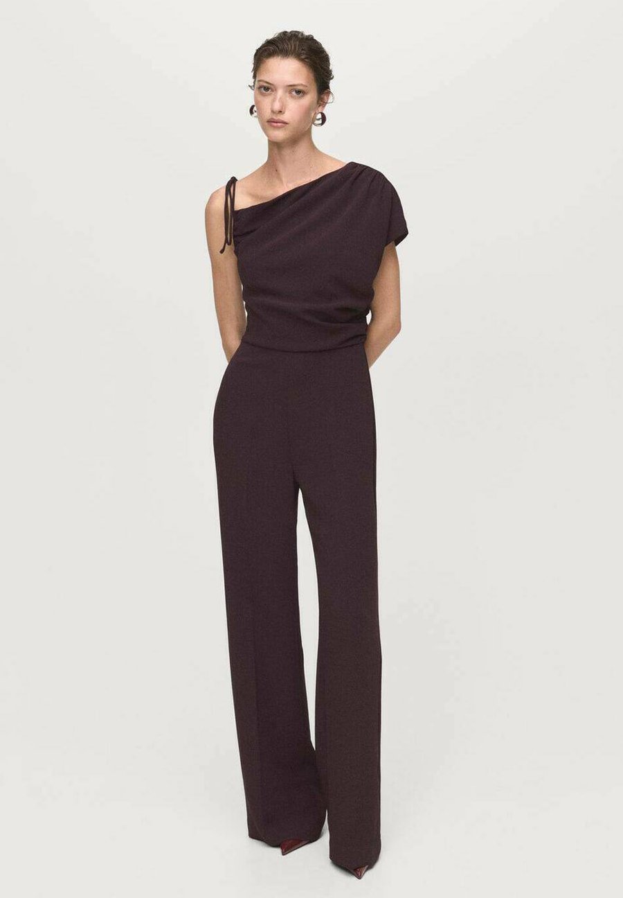 Комбинезон Mango ASYMMETRICAL NECK , Brown
Комбинезон Mango ASYMMETRICAL NECK , Brown