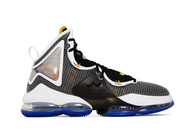 Кроссовки Nike LeBron 19, черный
Кроссовки Nike LeBron 19, черный