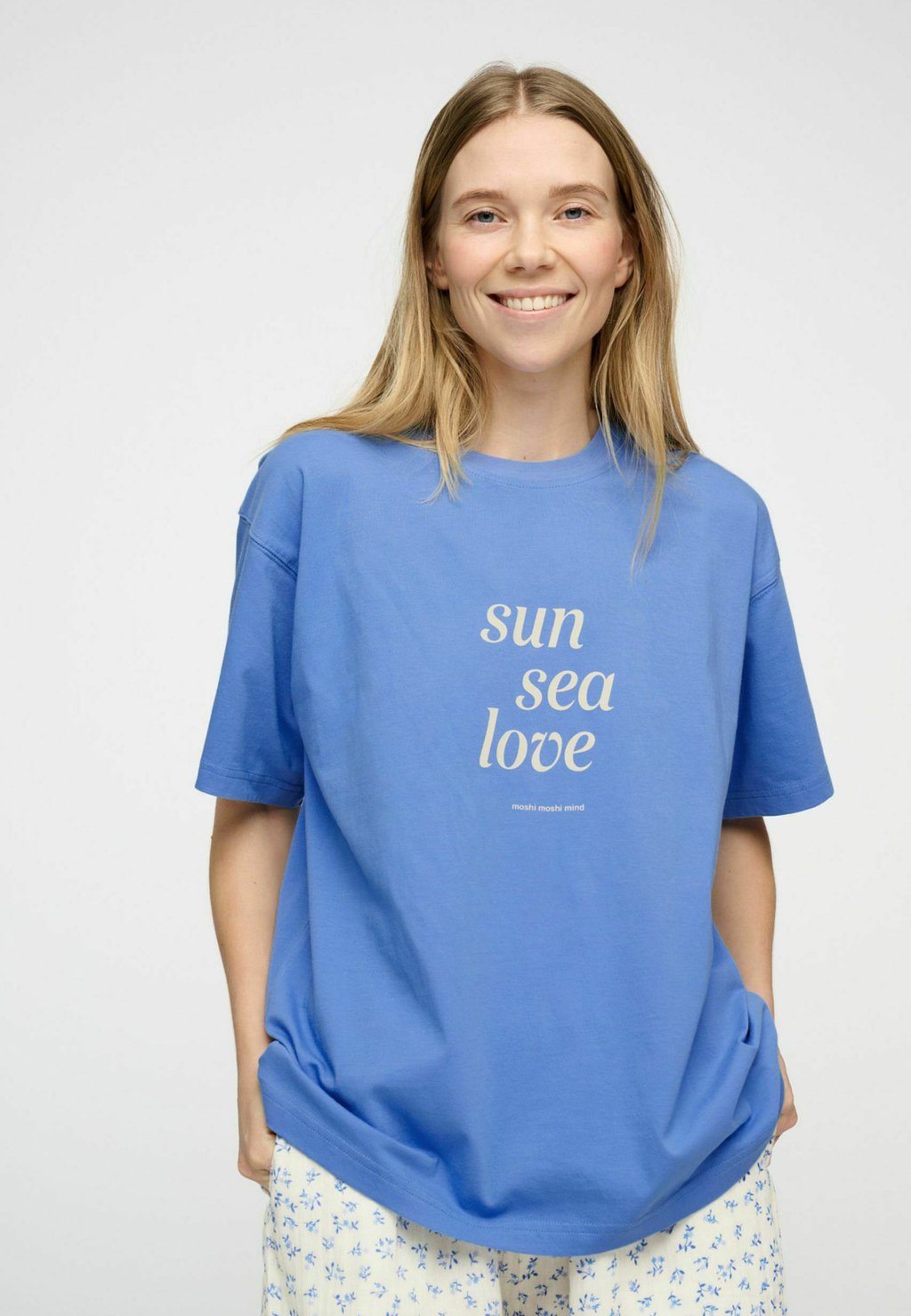 Футболка с принтом moshi moshi mind, синий
Футболка с принтом moshi moshi mind, синий