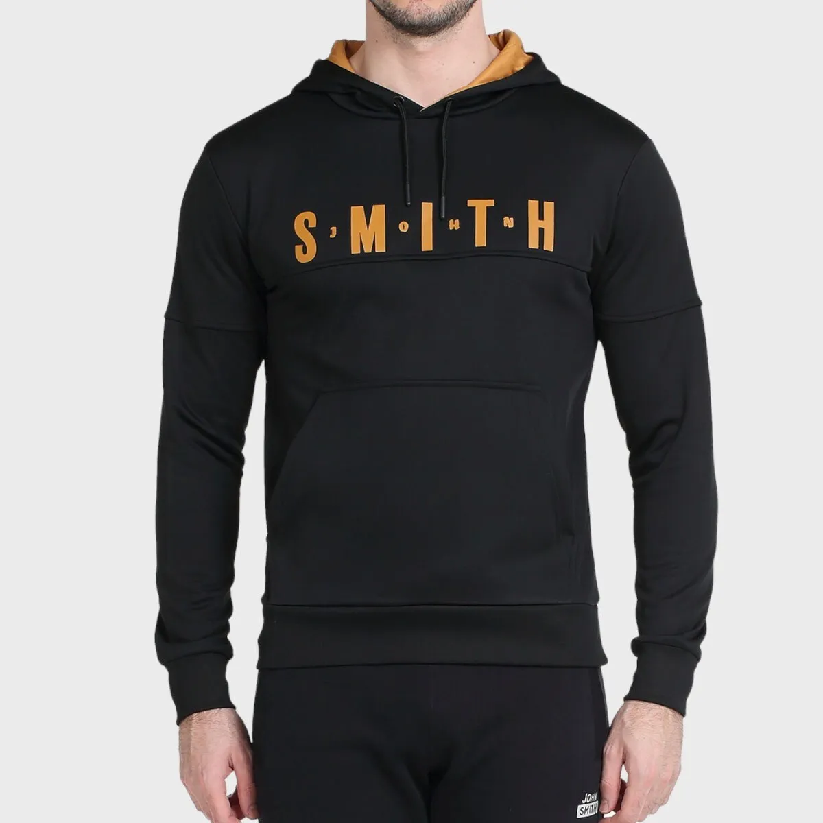 Deo M John Smith Мужская толстовка, чёрный
Deo M John Smith Мужская толстовка, чёрный