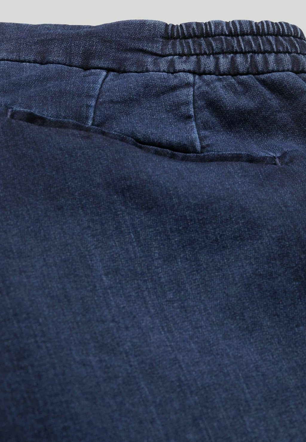 Джинсы прямого кроя Meyer, темно-синий
Джинсы прямого кроя Meyer, темно-синий