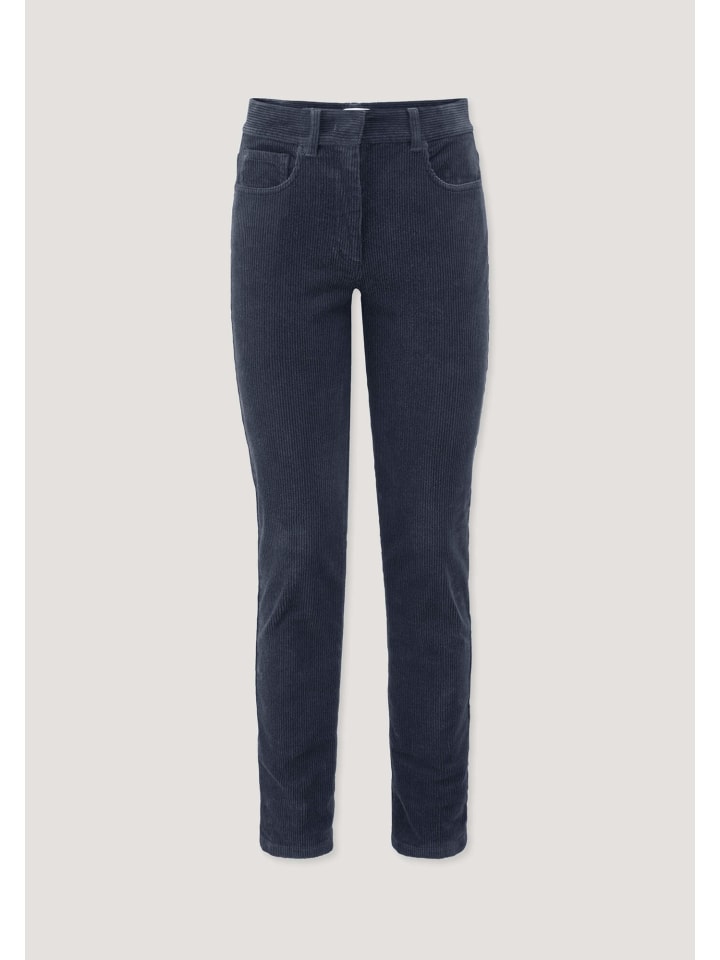 Hessnatur Узкие вельветовые брюки темно-синего цвета
Hessnatur Узкие вельветовые брюки темно-синего цвета