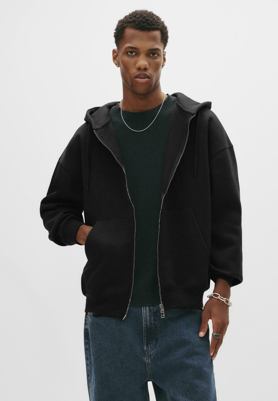Толстовка PULL&BEAR Zip-up sweatshirt, Mottled Black
Толстовка PULL&BEAR Zip-up sweatshirt, Mottled Black