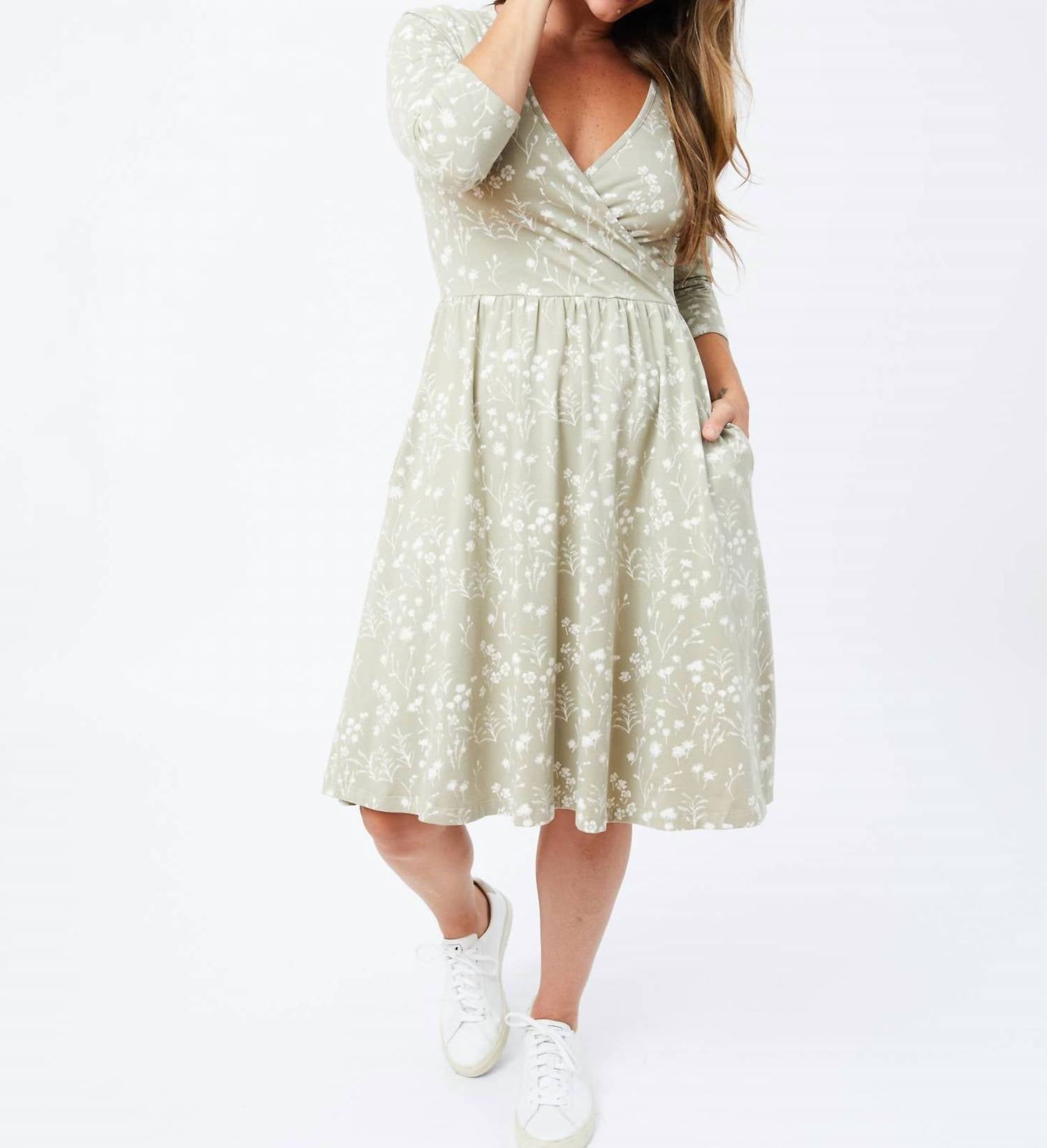 Платье-халат Callie с длинными рукавами в цвете Field Taupe Mata Traders
Платье-халат Callie с длинными рукавами в цвете Field Taupe Mata Traders