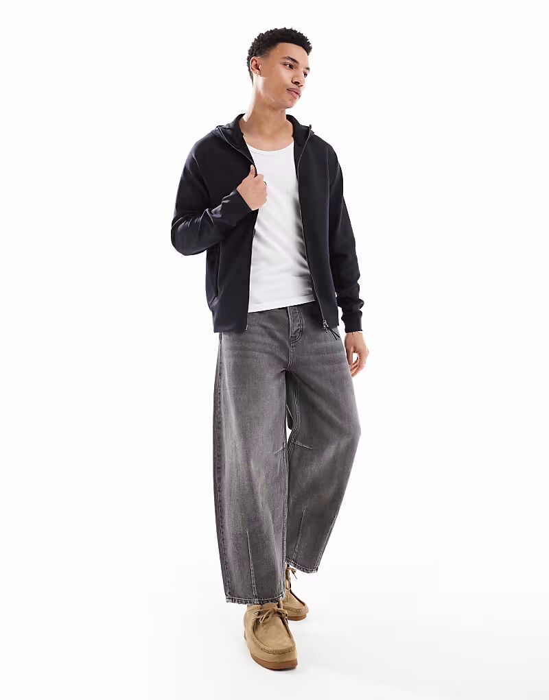 Лакированный джемпер Lyle & Scott с диагональным переплетением, с капюшоном и застежкой-молнией
Лакированный джемпер Lyle & Scott с диагональным переплетением, с капюшоном и застежкой-молнией