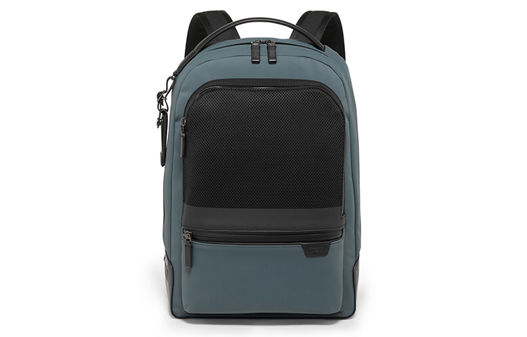 Нейлоновый рюкзак обычный мужской синий и черный TUMI
Нейлоновый рюкзак обычный мужской синий и черный TUMI