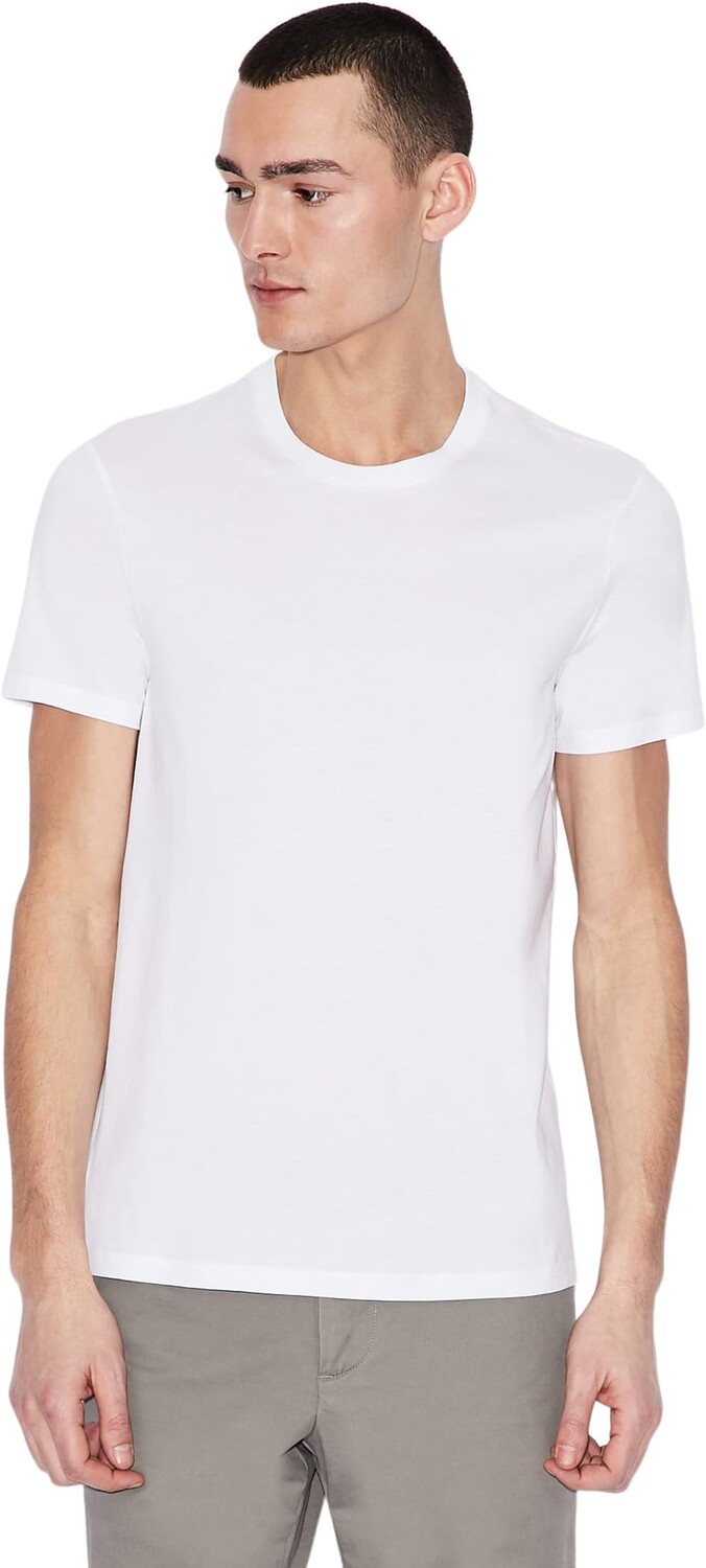 Футболка с круглым вырезом и небольшой нашивкой-логотипом Armani Exchange, белый
Футболка с круглым вырезом и небольшой нашивкой-логотипом Armani Exchange, белый