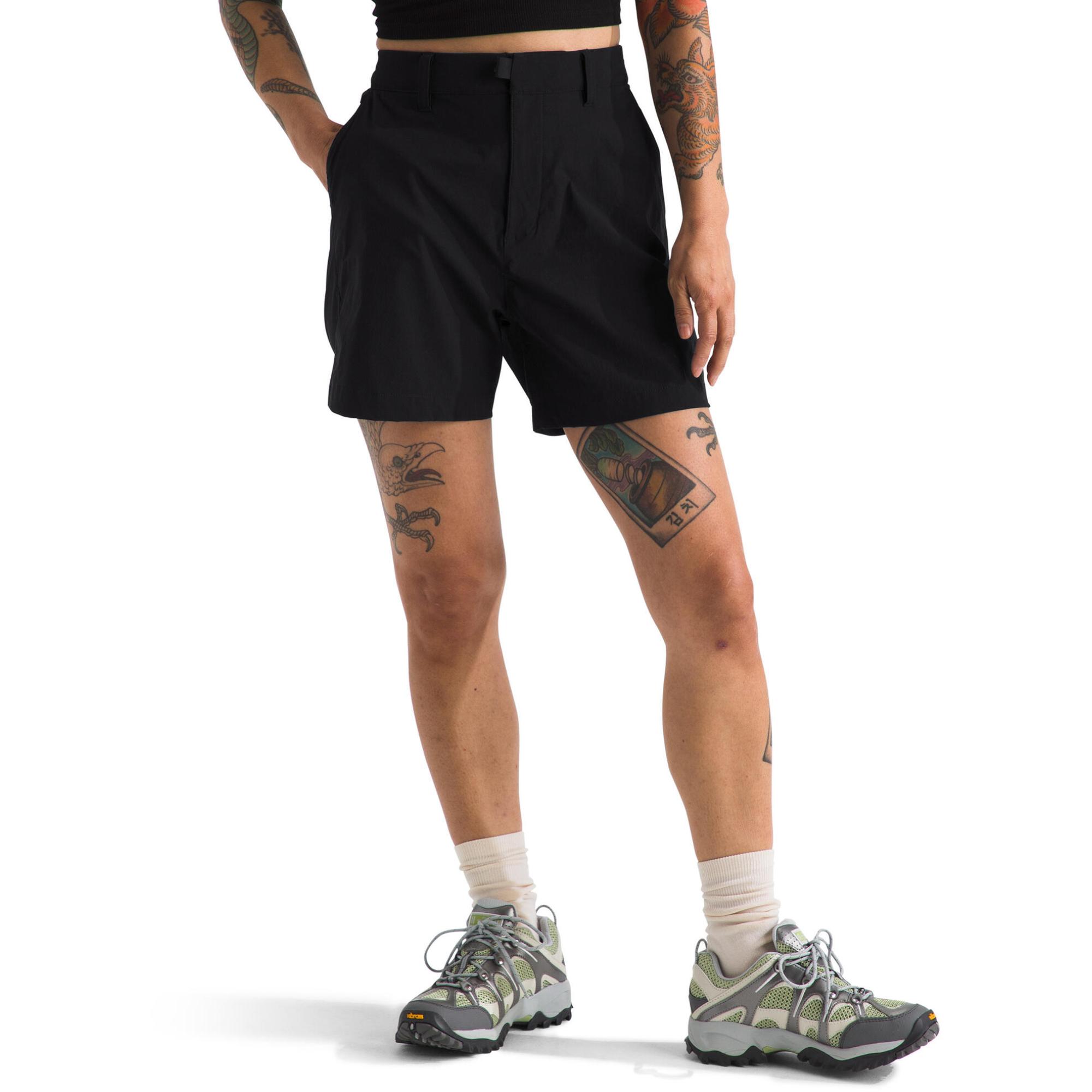 Женские шорты Basin 5 дюймов The North Face, TNF Black
Женские шорты Basin 5 дюймов The North Face, TNF Black