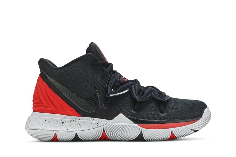 Кроссовки Nike Kyrie 5 EP 'Bred', черный
Кроссовки Nike Kyrie 5 EP 'Bred', черный