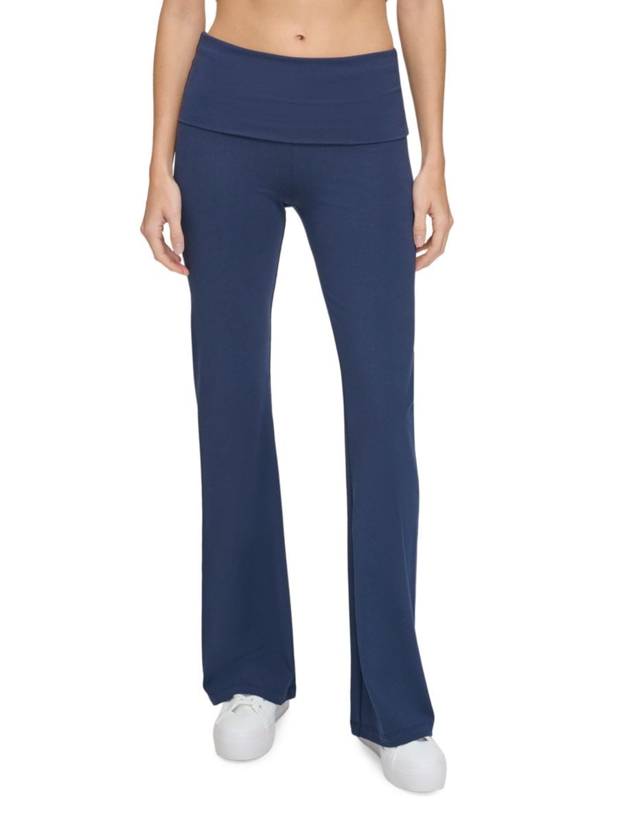 Расклешенные брюки с высокой талией Andrew Marc Sport, цвет Midnight
Расклешенные брюки с высокой талией Andrew Marc Sport, цвет Midnight