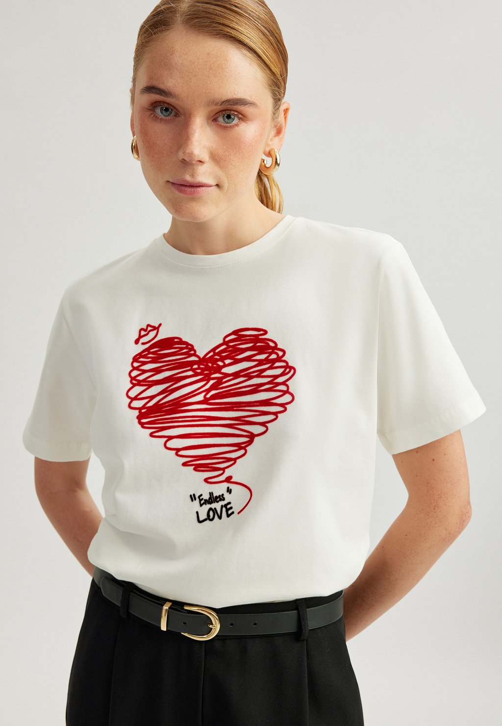 Футболка с принтом HEART PRINTED Koton, белый
Футболка с принтом HEART PRINTED Koton, белый
