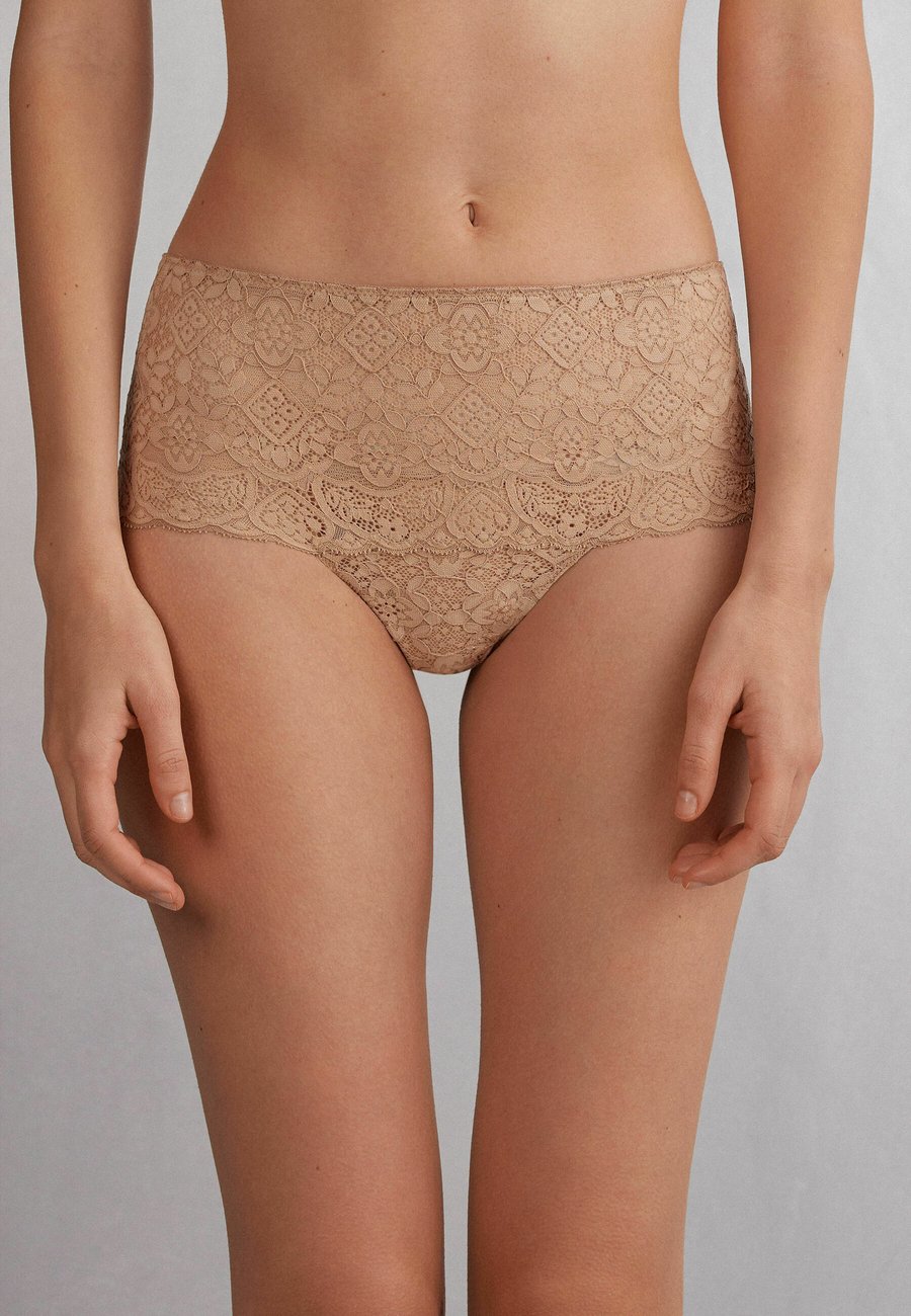 Брифы Intimissimi Briefs, Natural/Beige
Брифы Intimissimi Briefs, Natural/Beige