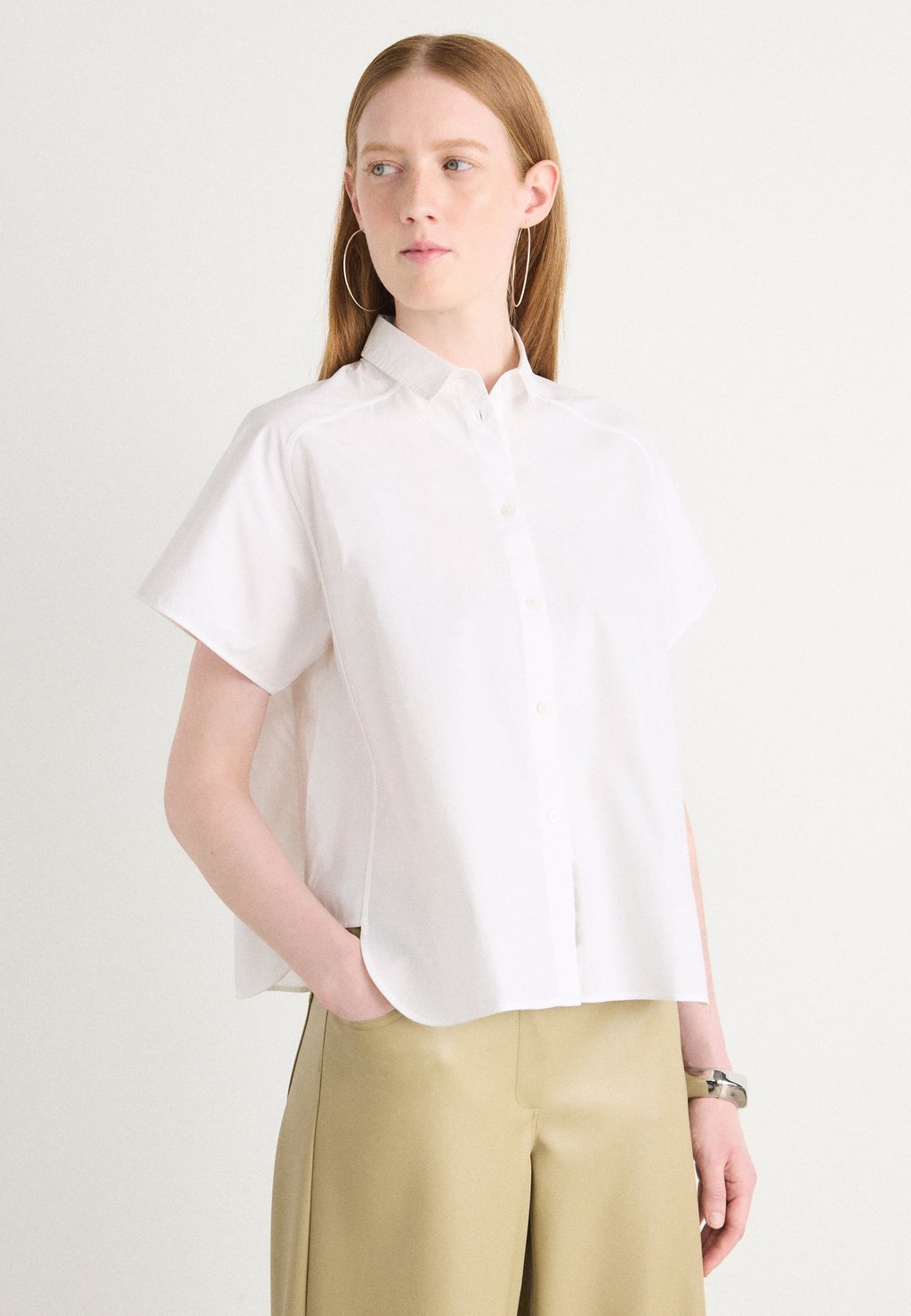 Блузка на пуговицах BIXINA BOSS, белый
Блузка на пуговицах BIXINA BOSS, белый