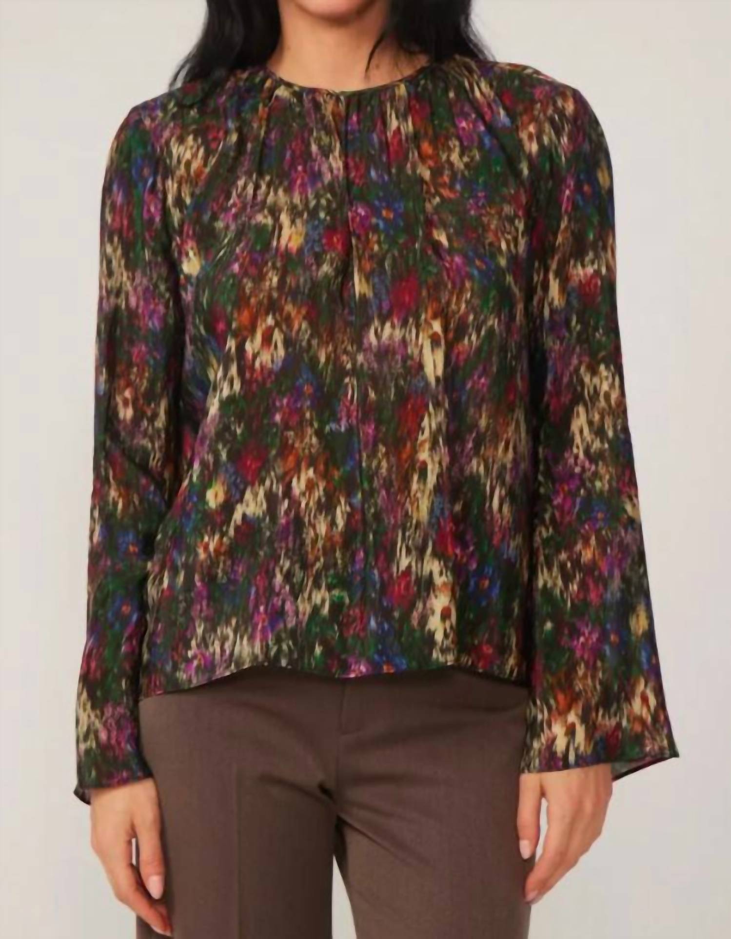 Блузка с узором «пейсли» в цвете Moody Moire GILNER FARRAR 
Блузка с узором «пейсли» в цвете Moody Moire GILNER FARRAR