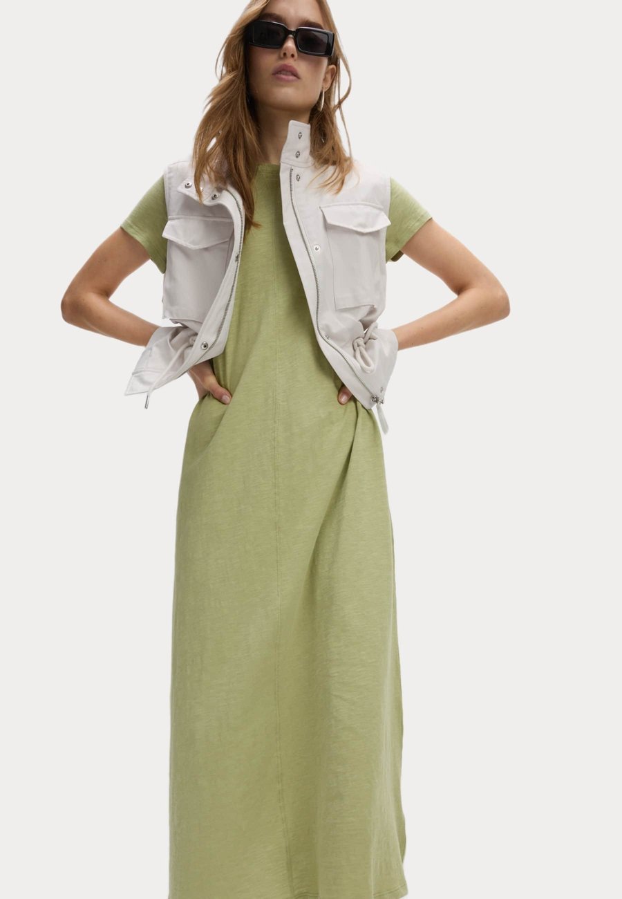 Платье Marks & Spencer ROUND NECK MIDI , Fern Green/Light Green
Платье Marks & Spencer ROUND NECK MIDI , Fern Green/Light Green