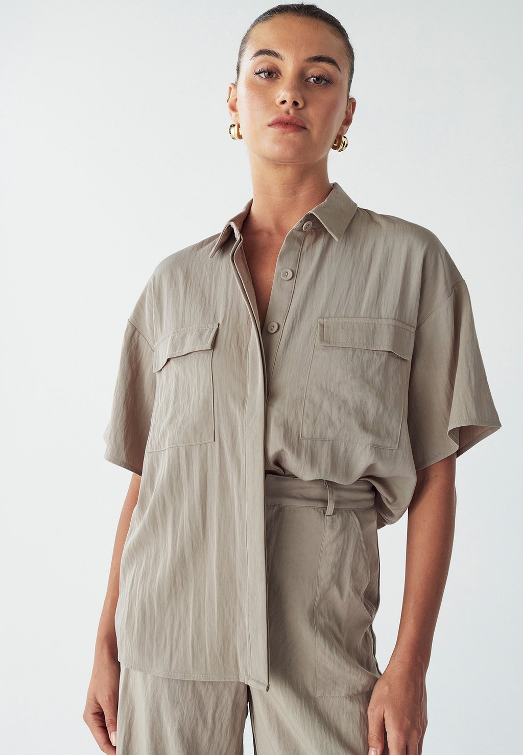 Блузка на пуговицах VALLE SHORT WILLA, цвет Neutral
Блузка на пуговицах VALLE SHORT WILLA, цвет Neutral