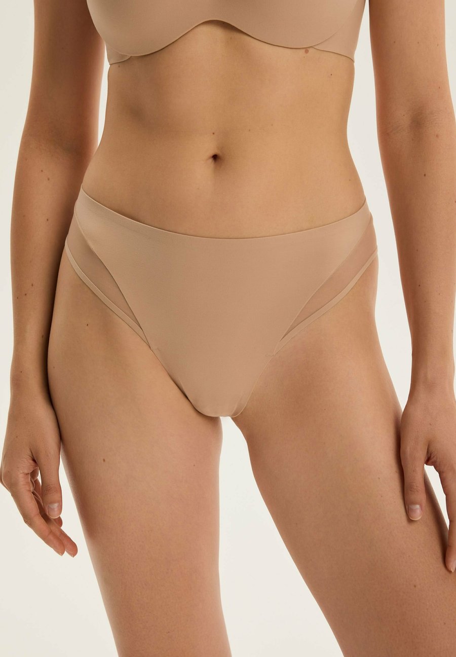 Брифы ESOTIQ CLEARY, Beige
Брифы ESOTIQ CLEARY, Beige