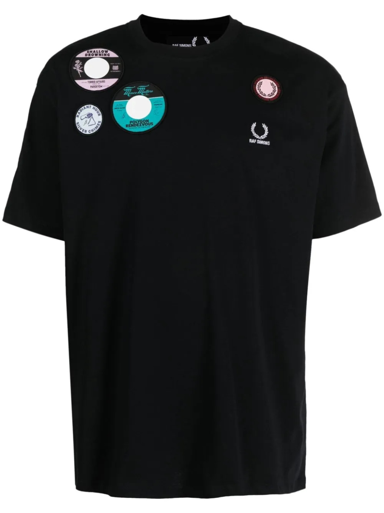 Raf Simons X Fred Perry футболка с нашивками, черный
Raf Simons X Fred Perry футболка с нашивками, черный