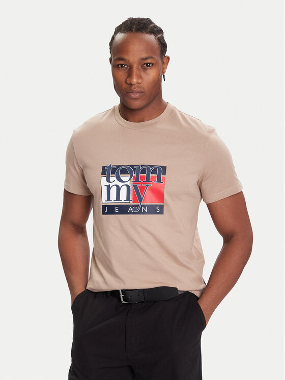 Футболка regular fit DM0DM21977 Tommy Jeans, бежевый
Футболка regular fit DM0DM21977 Tommy Jeans, бежевый