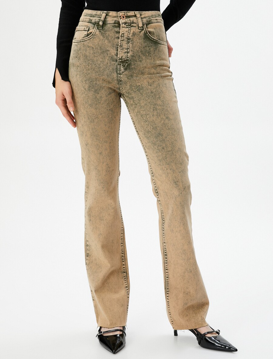 Расклешенные джинсы Koton, хаки
Расклешенные джинсы Koton, хаки
