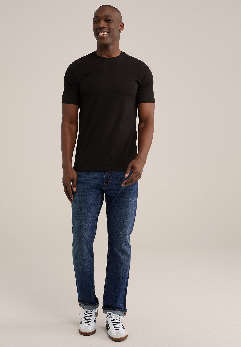 Базовая футболка Basic WE Fashion, черная, Черный, Базовая футболка Basic WE Fashion, черная
Базовая футболка Basic WE Fashion, черная, Черный, Базовая футболка Basic WE Fashion, черная