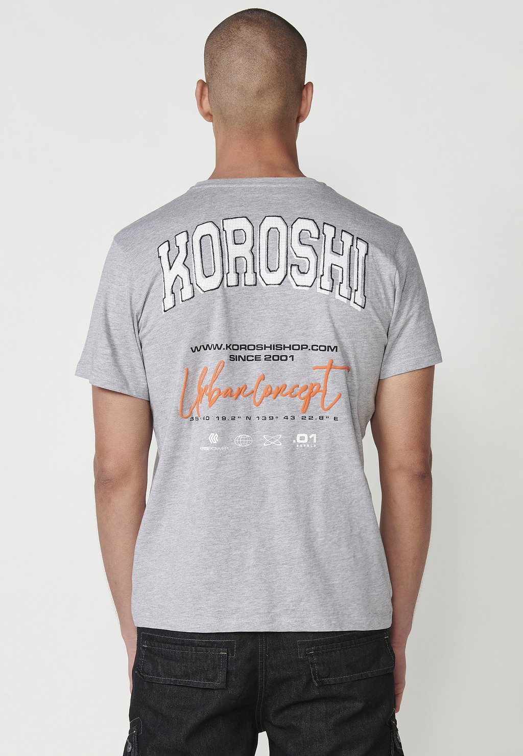 Футболка с принтом SHORT-SLEEVED Koroshi, серый
Футболка с принтом SHORT-SLEEVED Koroshi, серый