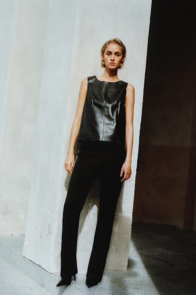 Брюки с разрезами на ногах H&M, черный
Брюки с разрезами на ногах H&M, черный