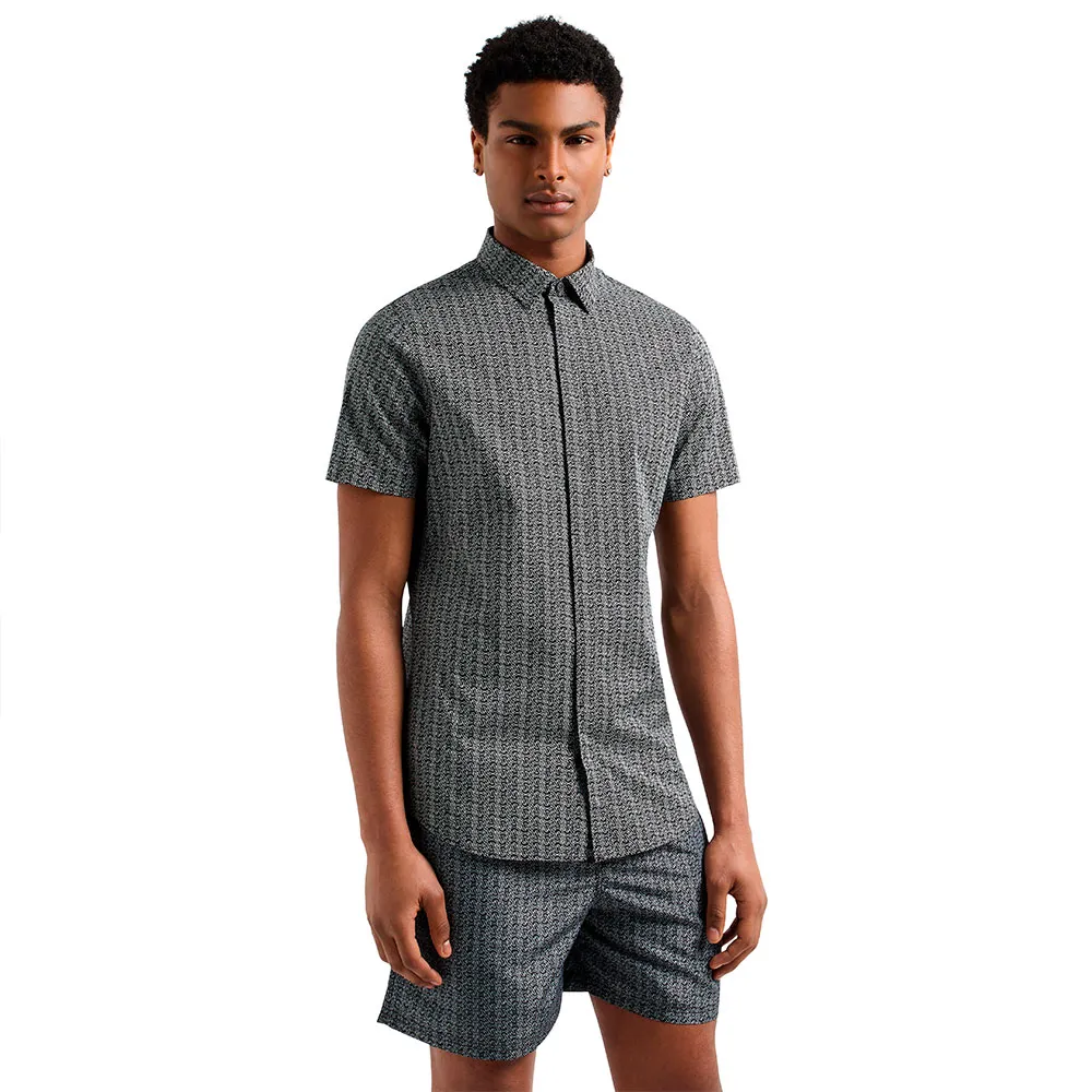 Рубашка с коротким рукавом Armani Exchange XM000624_AF13184, серый
Рубашка с коротким рукавом Armani Exchange XM000624_AF13184, серый