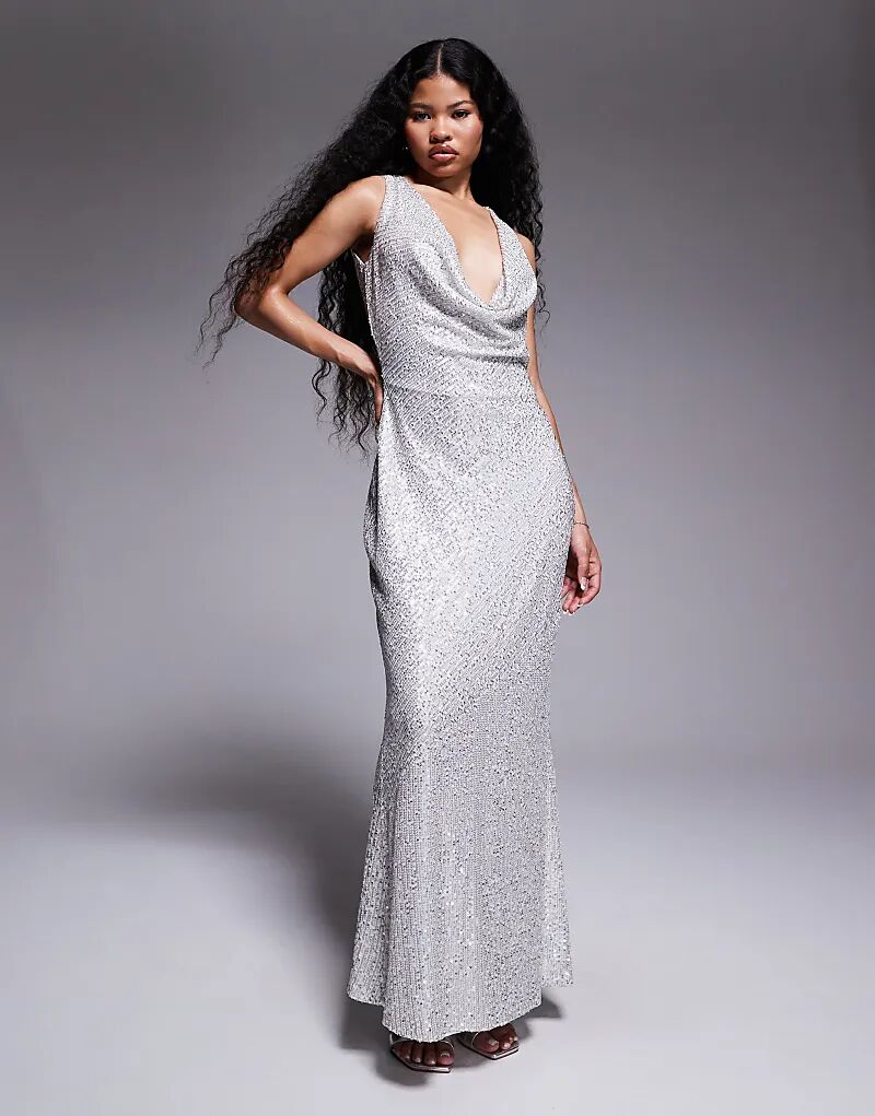 Платье макси TFNC Petite с воротником-хомутиком и открытой спиной, расшитое серебристыми пайетками
Платье макси TFNC Petite с воротником-хомутиком и открытой спиной, расшитое серебристыми пайетками