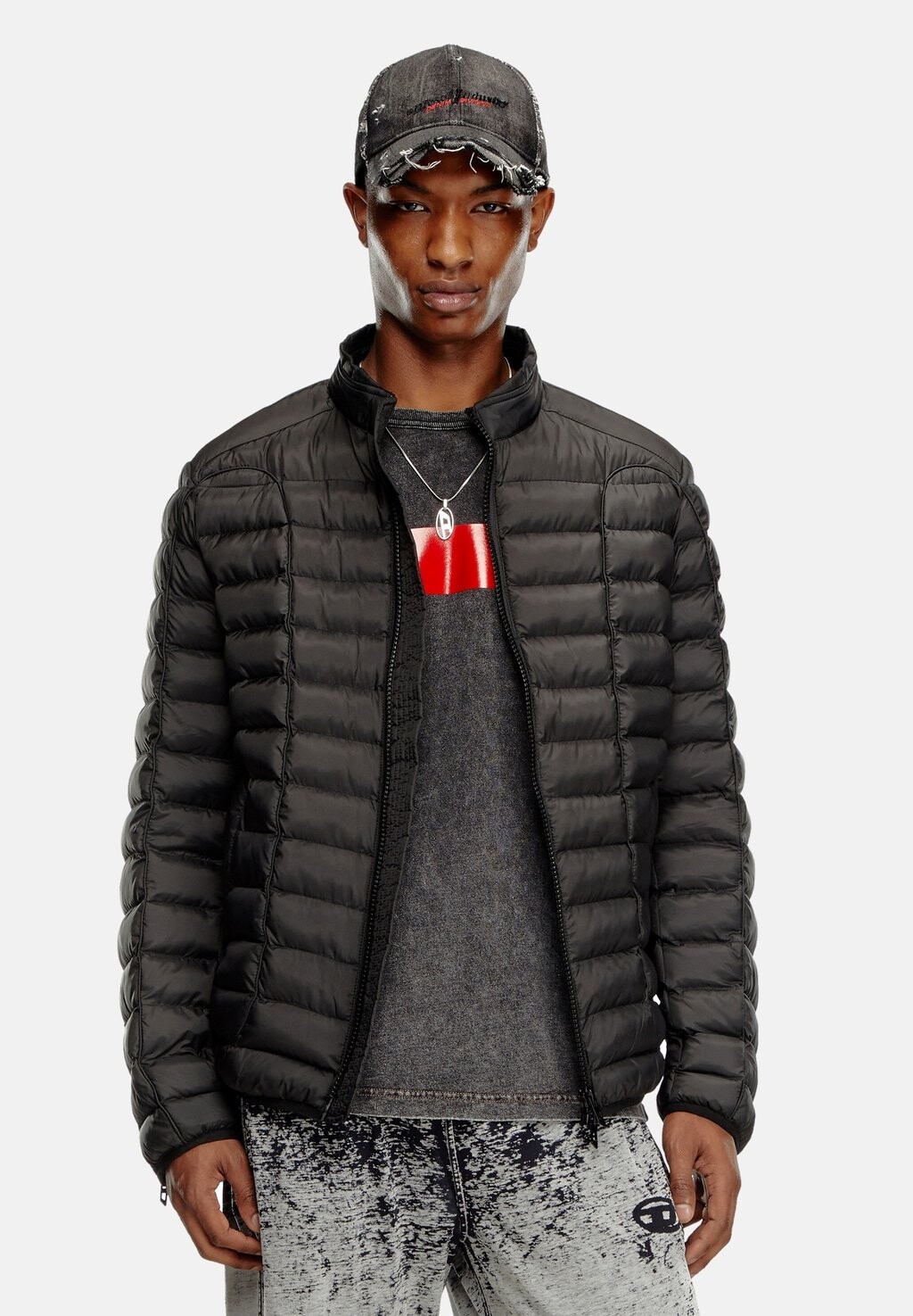 Зимняя куртка Diesel, черный
Зимняя куртка Diesel, черный