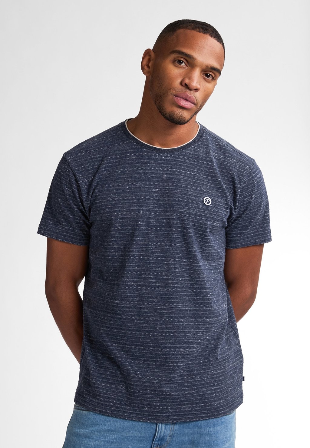 Базовая футболка LOGO HORIZONSTONE Petrol Industries, темно-синий
Базовая футболка LOGO HORIZONSTONE Petrol Industries, темно-синий