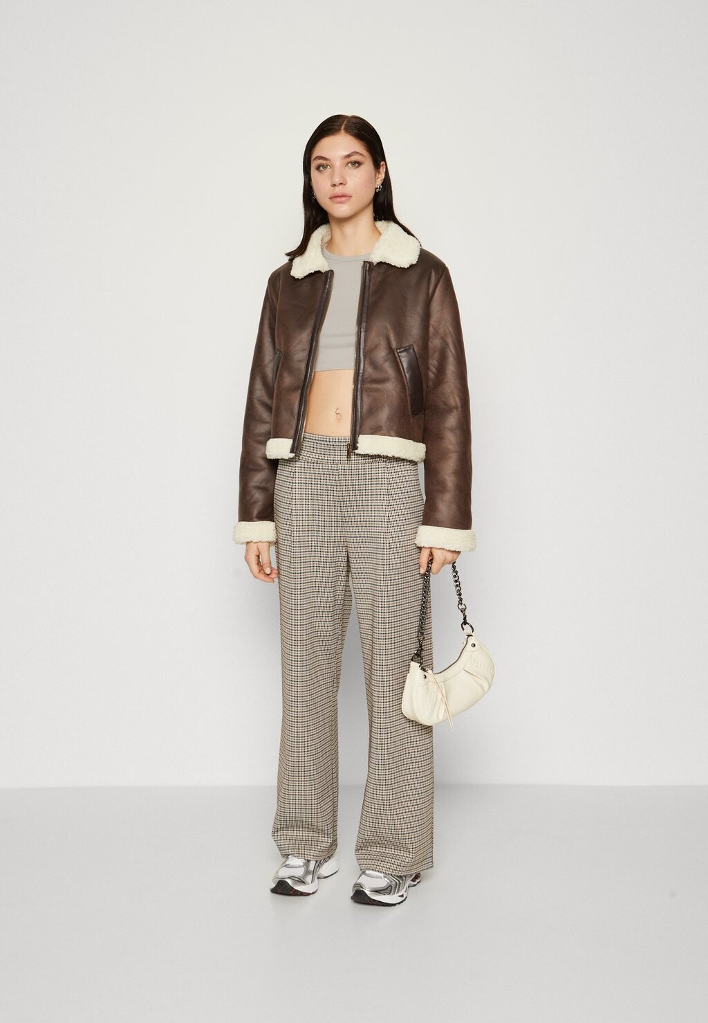 Куртка из синтетической кожи ONLY ONLBETTY ZIP JACKET, мол/пемза
Куртка из синтетической кожи ONLY ONLBETTY ZIP JACKET, мол/пемза