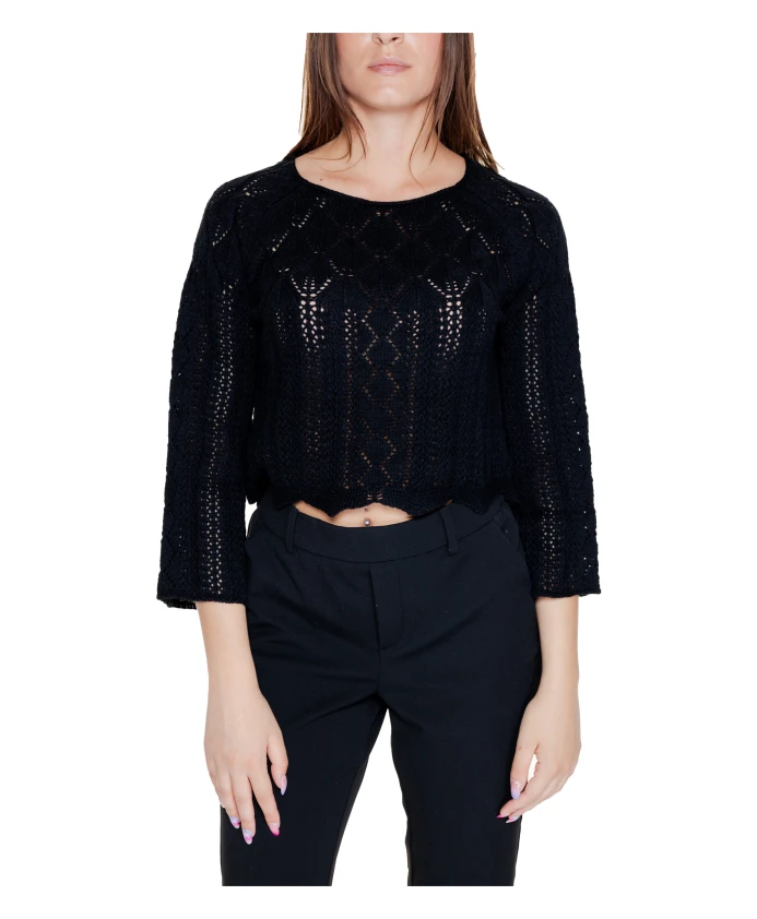 Черный вязаный свитер с круглым вырезом Vero Moda, черный
Черный вязаный свитер с круглым вырезом Vero Moda, черный