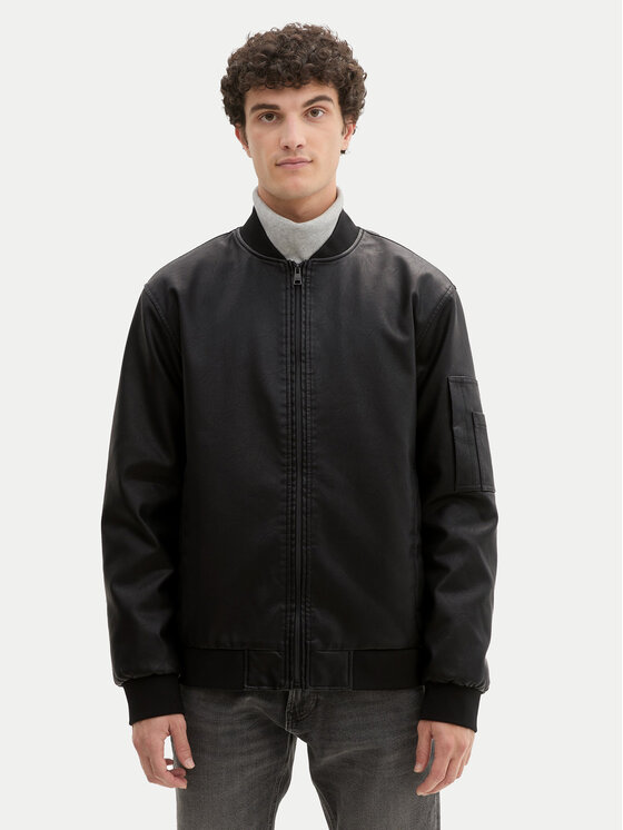 Куртка из искусственной кожи, стандартного кроя Tom Tailor Denim, черный
Куртка из искусственной кожи, стандартного кроя Tom Tailor Denim, черный