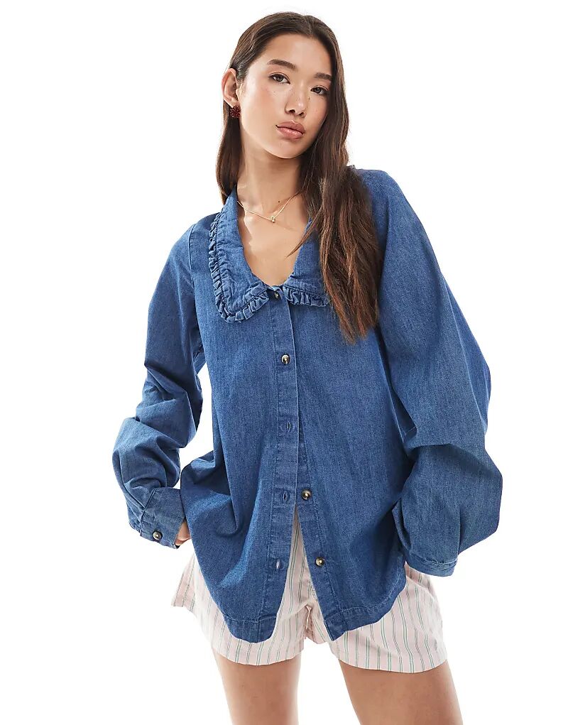 Джинсовая рубашка Miss Selfridge с рюшами на воротнике, цвет средневыстиранный
Джинсовая рубашка Miss Selfridge с рюшами на воротнике, цвет средневыстиранный