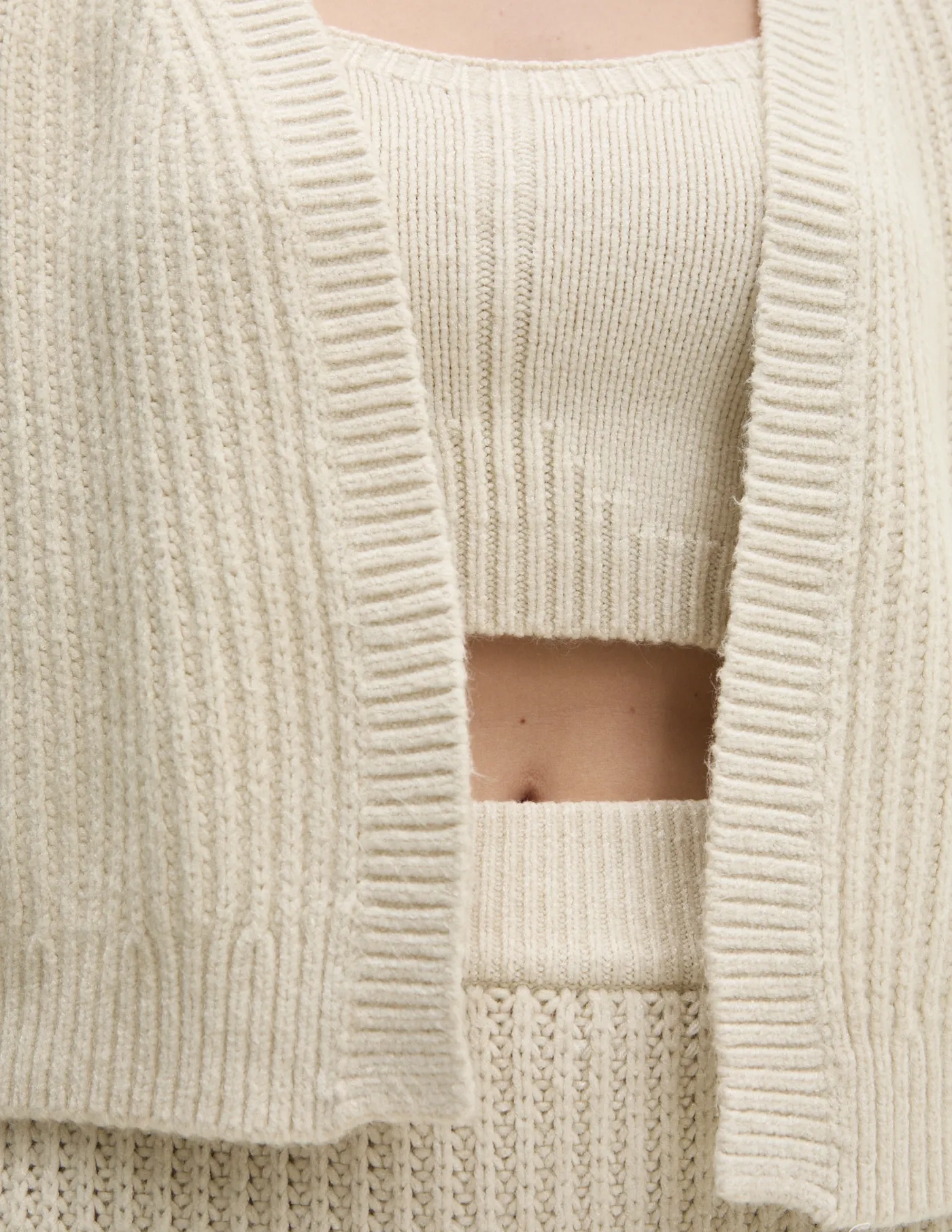 Набор Answear Lab, бежевый
Набор Answear Lab, бежевый