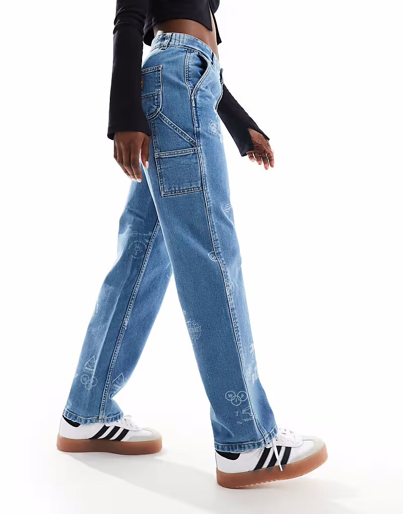 Джинсы Carhartt WIP прямого кроя с принтом в отбеленном виде
Джинсы Carhartt WIP прямого кроя с принтом в отбеленном виде