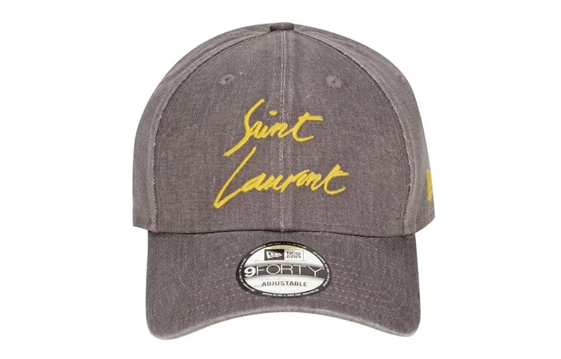 Бейсболка унисекс коричневая SAINT LAURENT
Бейсболка унисекс коричневая SAINT LAURENT