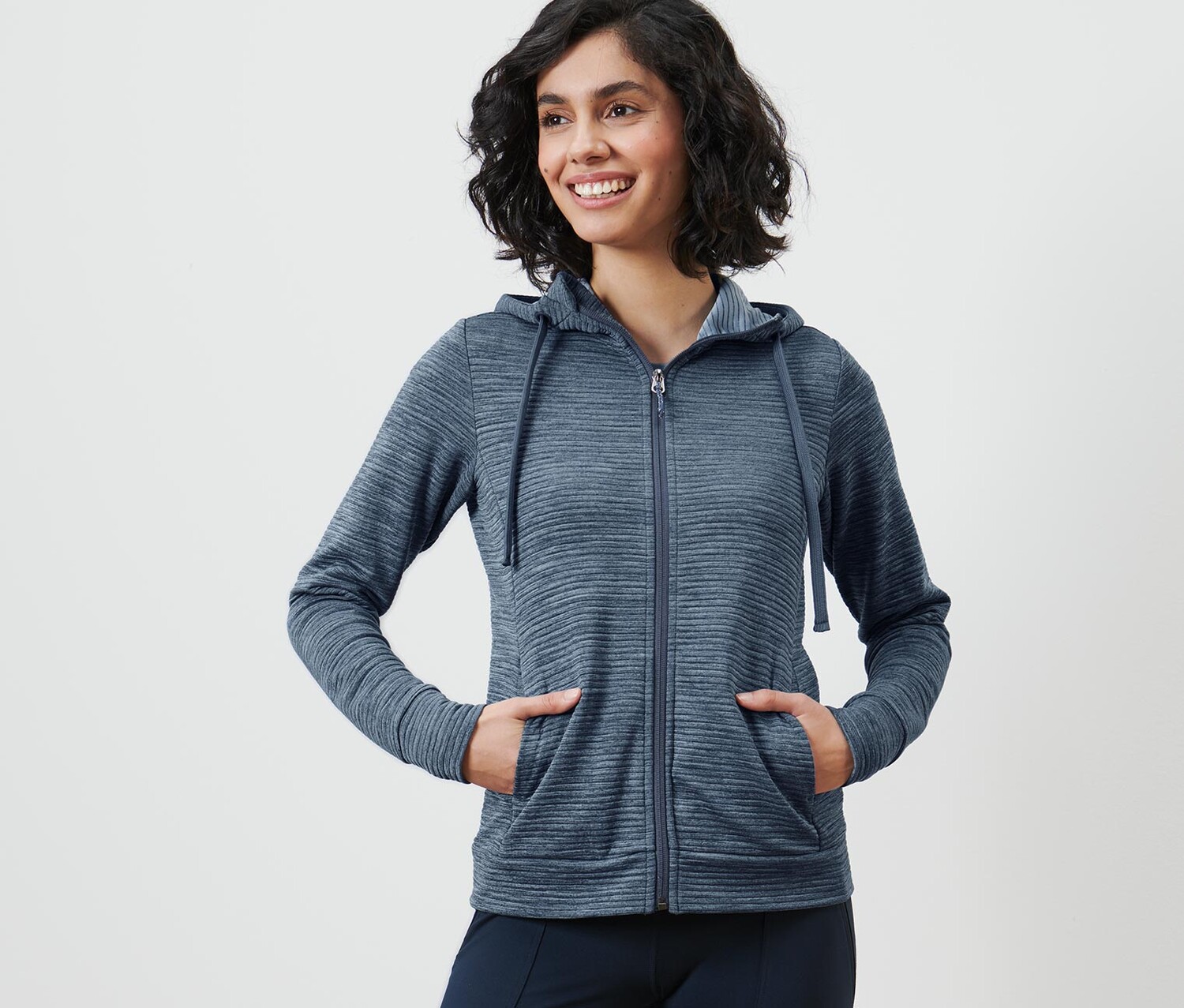 Куртка с капюшоном Tchibo, темно-синий
Куртка с капюшоном Tchibo, темно-синий