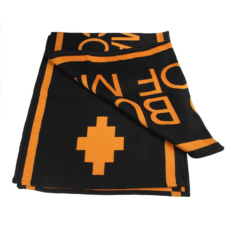 Marcelo Burlon Шерстяной шарф мужской черно-оранжевый, Scarf
Marcelo Burlon Шерстяной шарф мужской черно-оранжевый, Scarf