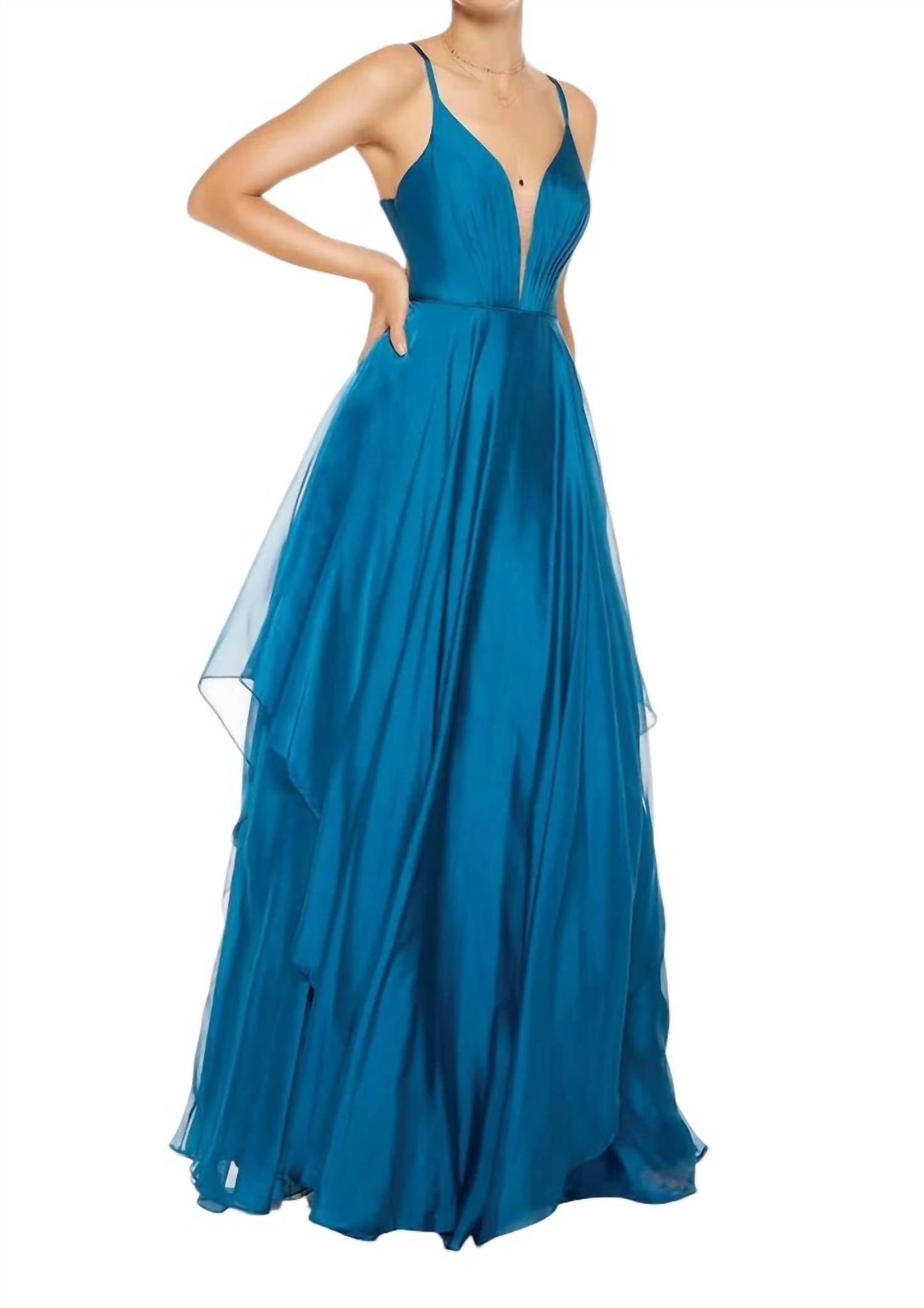 Секретное платье в воде ALYCE PARIS, цвет water
Секретное платье в воде ALYCE PARIS, цвет water