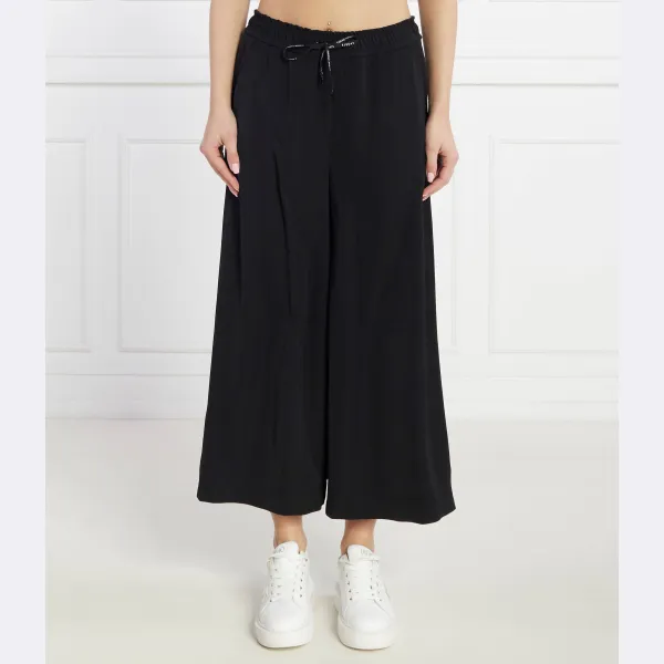 Брюки оверсайз Marc Cain, черный
Брюки оверсайз Marc Cain, черный
