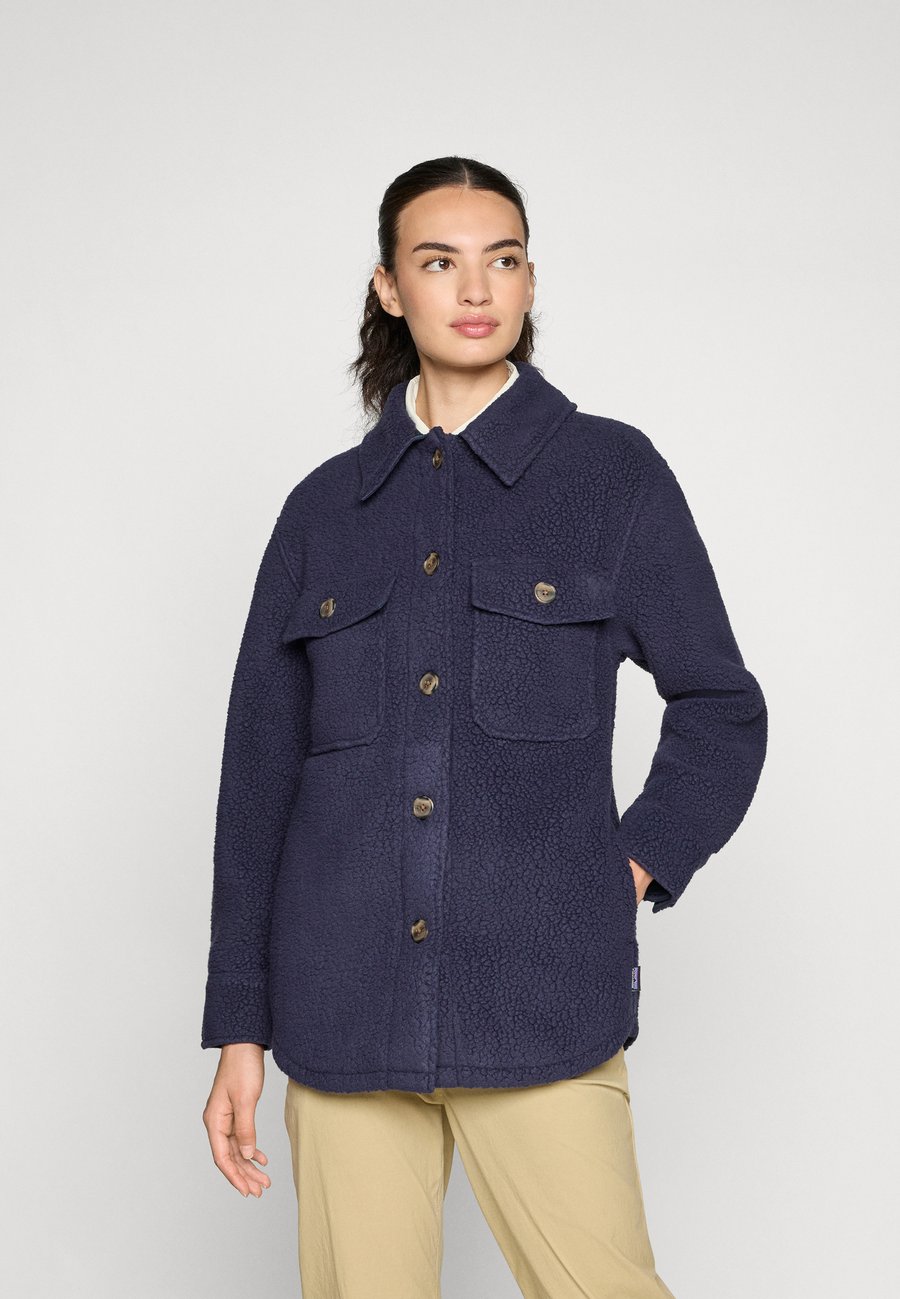 Флисовая куртка Patagonia RETRO SHACKET, Sunken Blue/Blue
Флисовая куртка Patagonia RETRO SHACKET, Sunken Blue/Blue