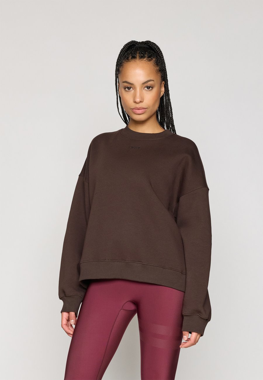 Толстовка Stronger Sweatshirt, Black Coffee/Brown, Черный, Толстовка Stronger Sweatshirt, Black Coffee/Brown
Толстовка Stronger Sweatshirt, Black Coffee/Brown, Черный, Толстовка Stronger Sweatshirt, Black Coffee/Brown