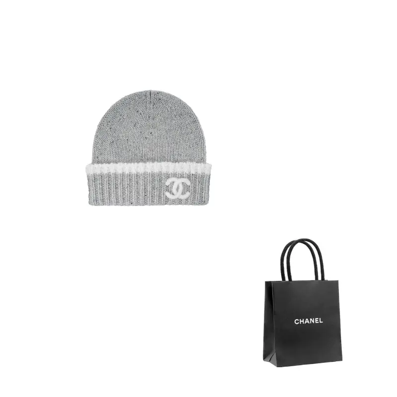 CHANEL Унисекс шапка бини, Gray
CHANEL Унисекс шапка бини, Gray