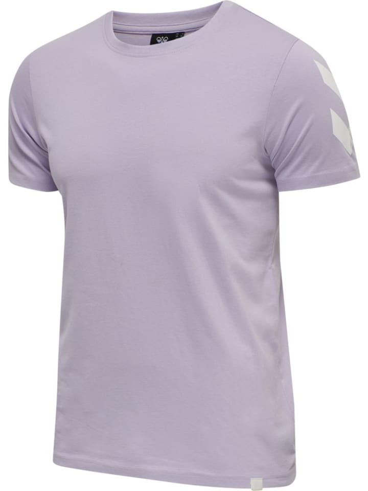 Футболка фиолетового цвета Hummel
Футболка фиолетового цвета Hummel