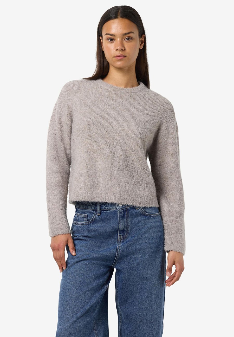 Джемпер Noisy May O-NECK KNIT, Silver Mink/Beige
Джемпер Noisy May O-NECK KNIT, Silver Mink/Beige