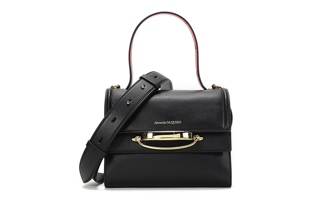 Кожаная сумка через плечо женская черная красная Alexander McQueen
Кожаная сумка через плечо женская черная красная Alexander McQueen